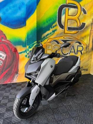 YAMAHA XMAX 250 CONNECTED ABS YAMAHA XMAX 250 CONNECTED ABS
